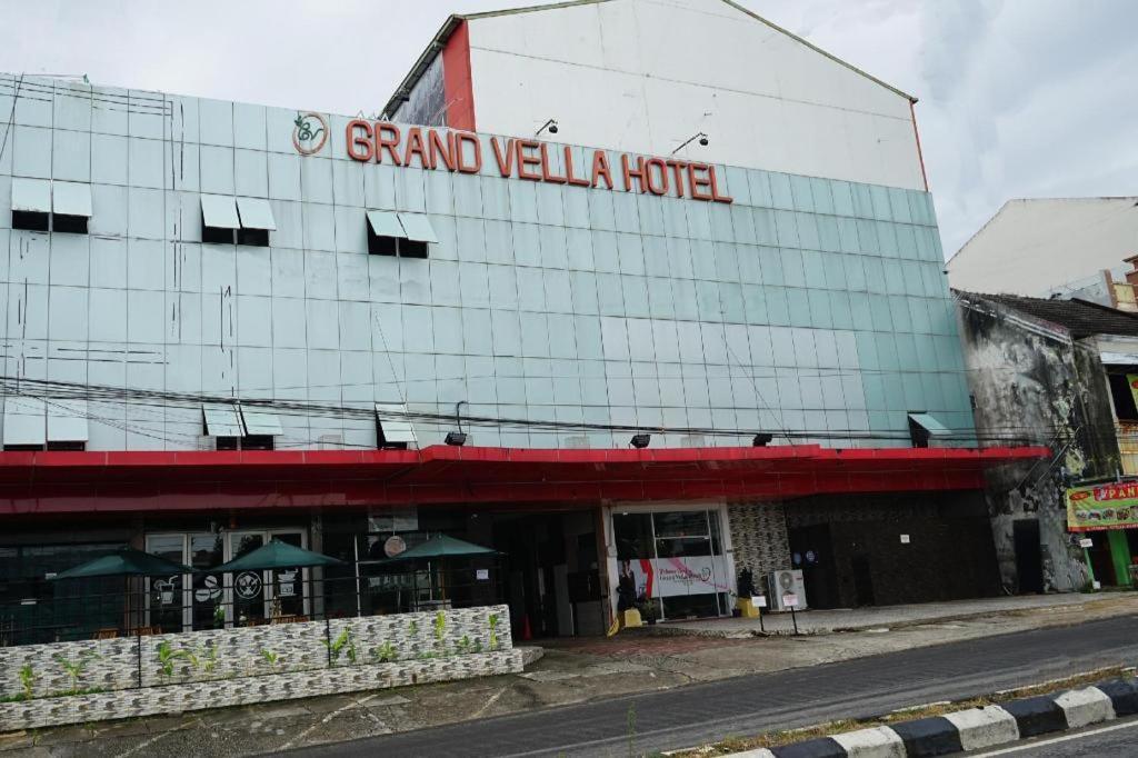 Grand Vella Hotel Pangkal Pinang Exterior foto